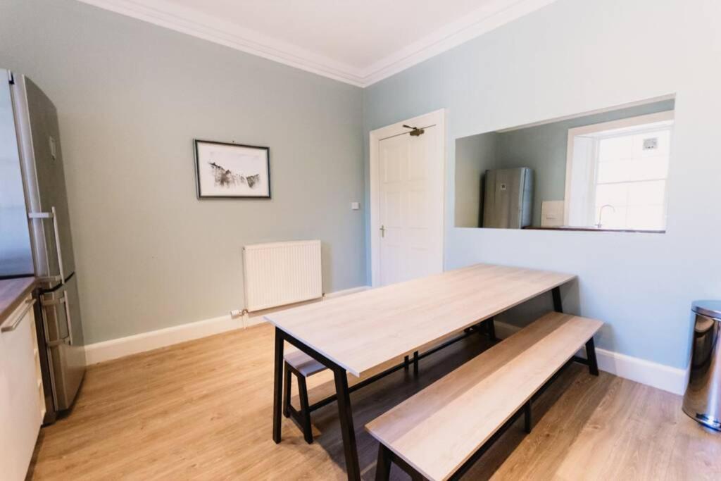 Wallace Apartment - A Unique Apartment In Countryside Park With Wifi And Access To Bar And Pool Περθ Εξωτερικό φωτογραφία