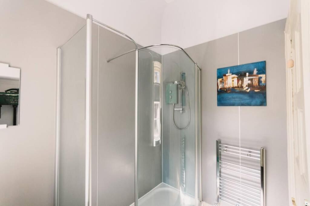 Wallace Apartment - A Unique Apartment In Countryside Park With Wifi And Access To Bar And Pool Περθ Εξωτερικό φωτογραφία